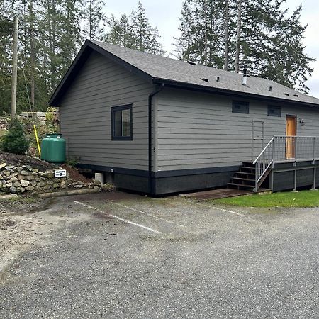 Pender Harbour Resort & Marina Garden Bay Exterior foto