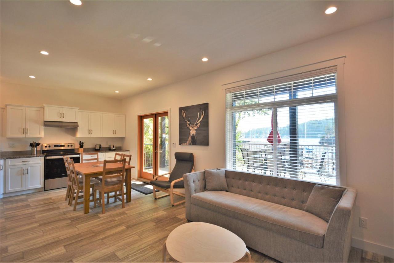 Pender Harbour Resort & Marina Garden Bay Exterior foto