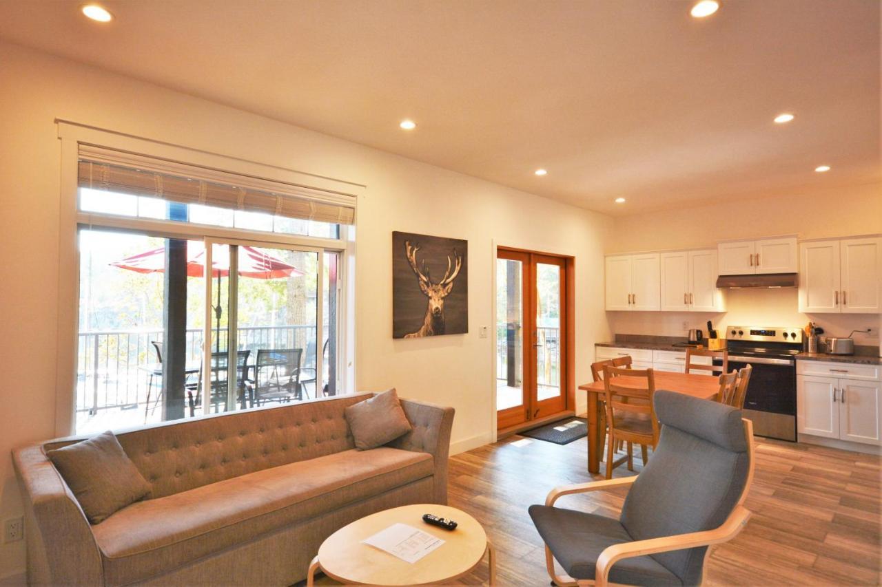 Pender Harbour Resort & Marina Garden Bay Exterior foto