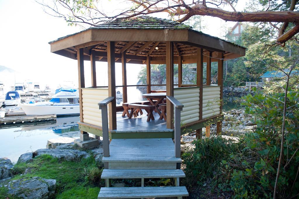 Pender Harbour Resort & Marina Garden Bay Exterior foto
